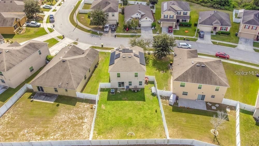 For Rent: $2,400 (4 beds, 2 baths, 1984 Square Feet)