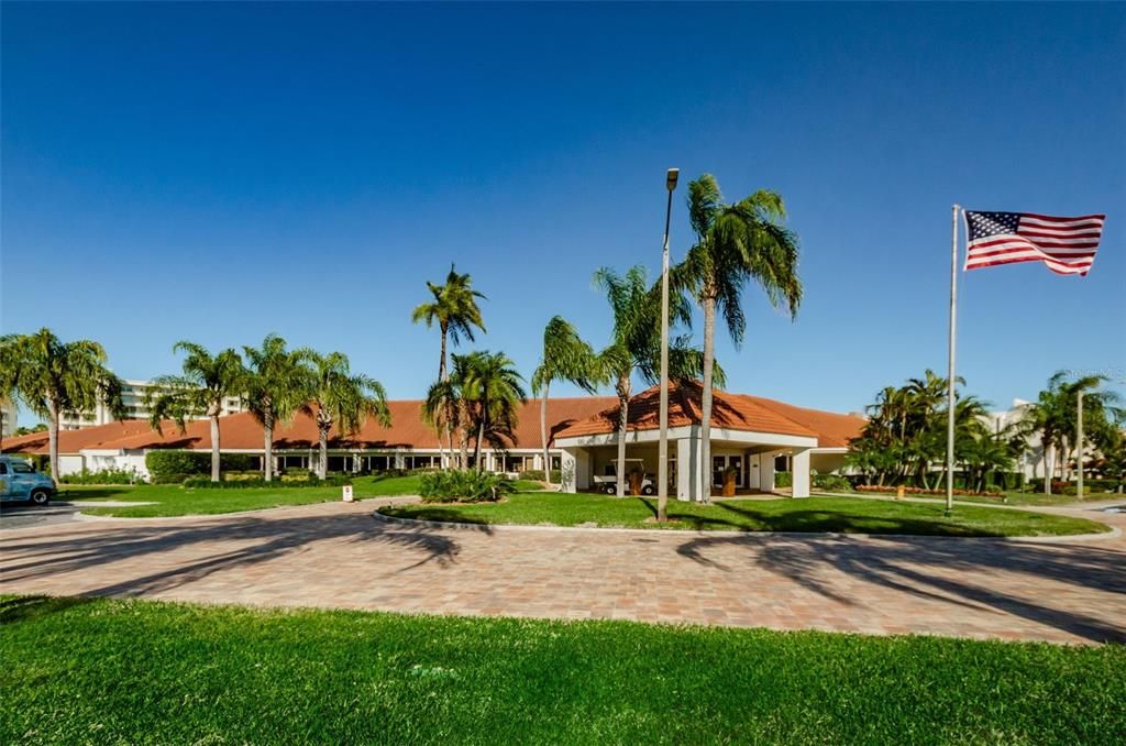 For Sale: $449,500 (2 beds, 2 baths, 1200 Square Feet)