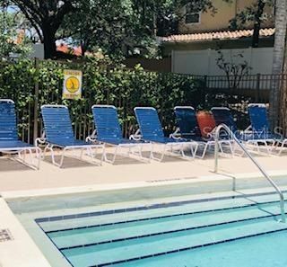 For Rent: $1,275 (1 beds, 1 baths, 747 Square Feet)