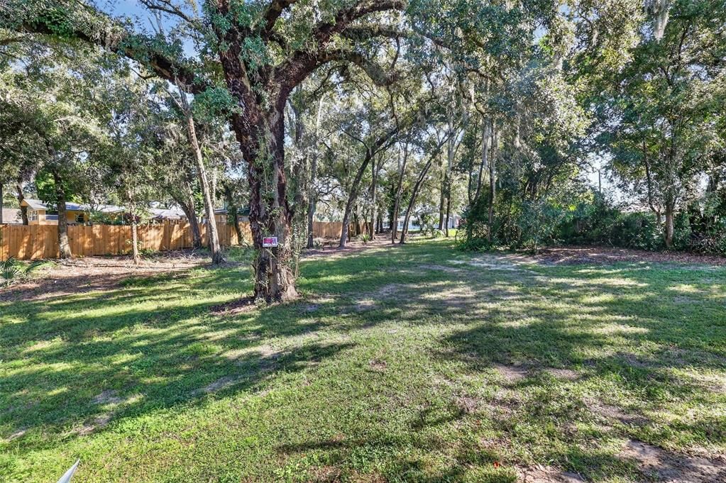 合同活跃: $737,000 (5 贝兹, 4 浴室, 3193 平方英尺)