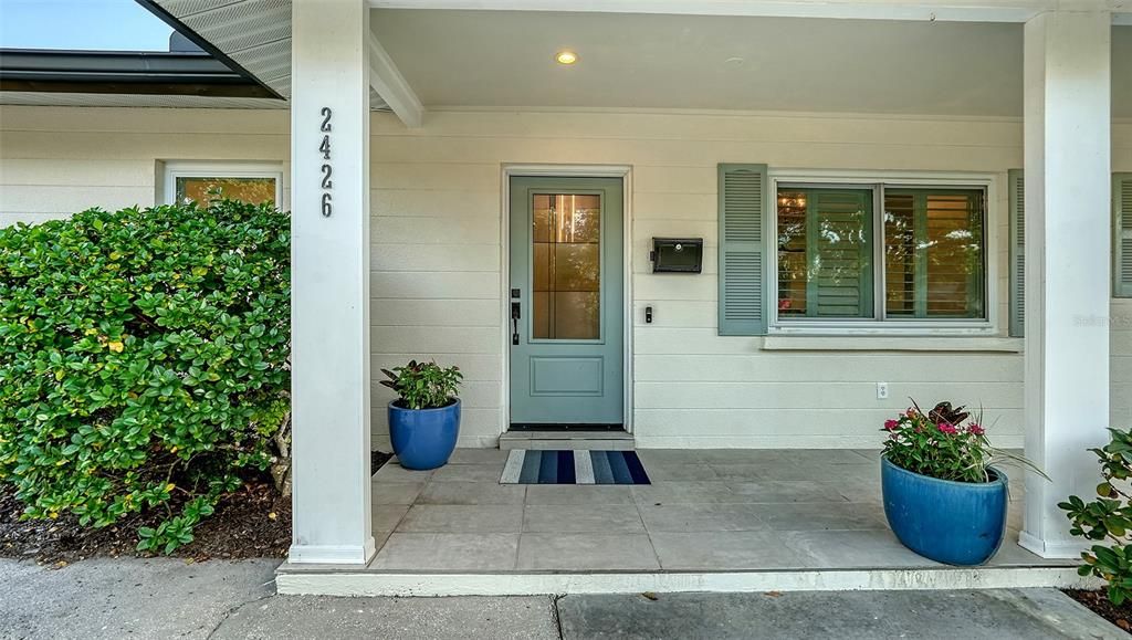 For Sale: $775,000 (3 beds, 2 baths, 1570 Square Feet)