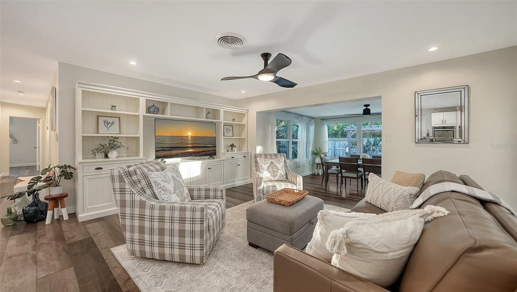 For Sale: $775,000 (3 beds, 2 baths, 1570 Square Feet)