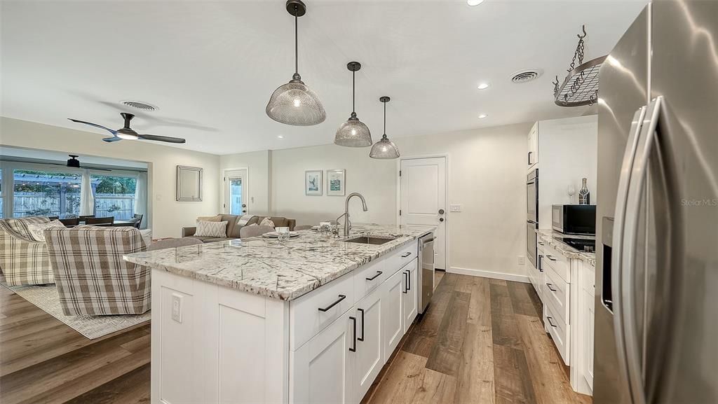 For Sale: $775,000 (3 beds, 2 baths, 1570 Square Feet)