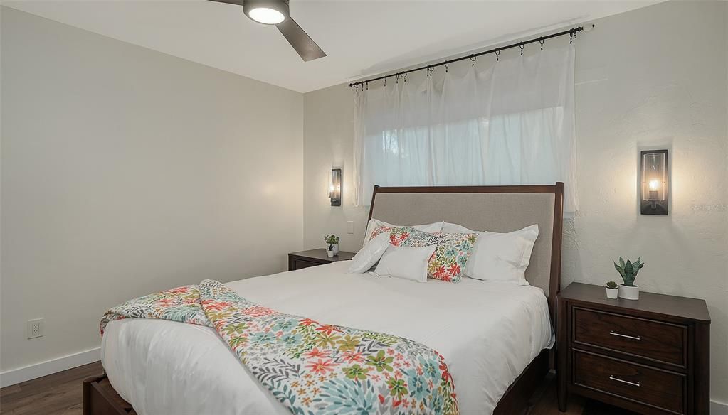 For Sale: $775,000 (3 beds, 2 baths, 1570 Square Feet)