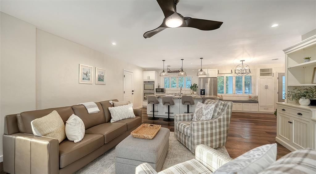 For Sale: $775,000 (3 beds, 2 baths, 1570 Square Feet)