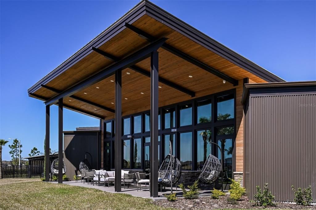 Active With Contract: $506,726 (5 beds, 4 baths, 2323 Square Feet)