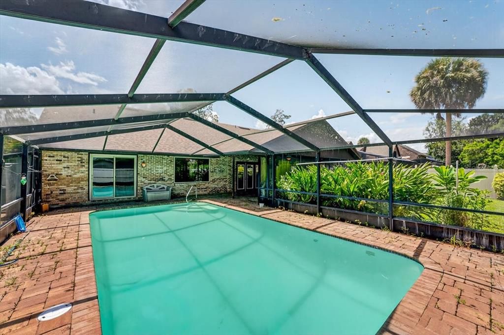 待售: $467,500 (4 贝兹, 3 浴室, 2555 平方英尺)