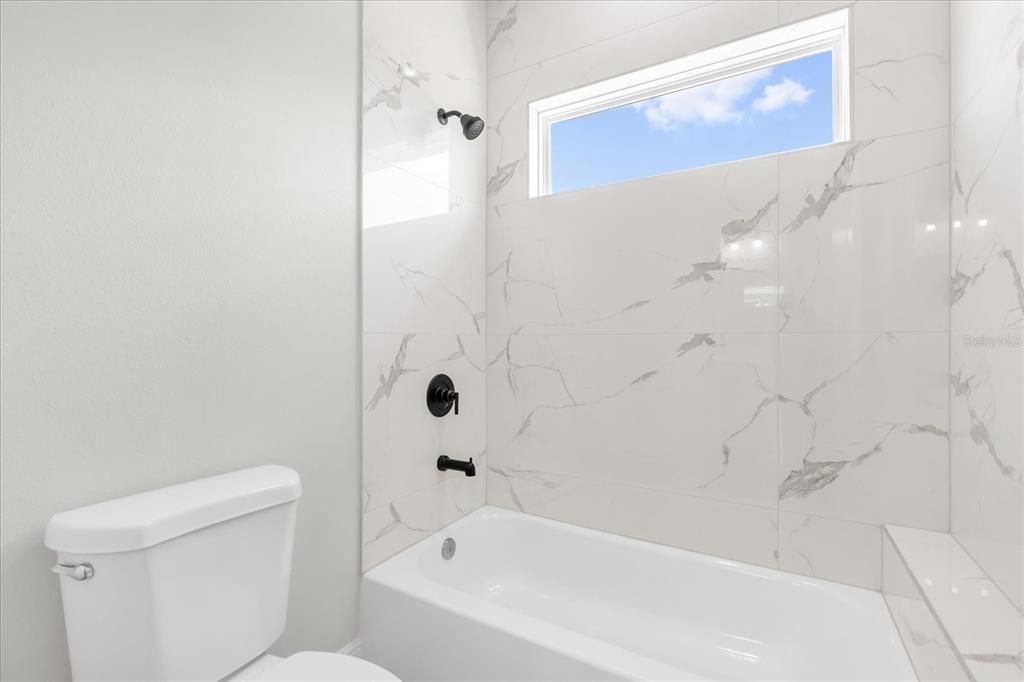 For Sale: $309,000 (4 beds, 3 baths, 1865 Square Feet)