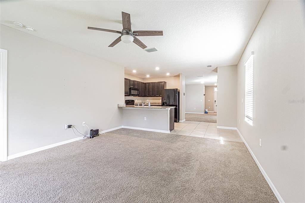 For Sale: $379,000 (3 beds, 2 baths, 1516 Square Feet)