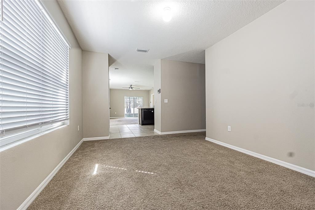 For Sale: $379,000 (3 beds, 2 baths, 1516 Square Feet)