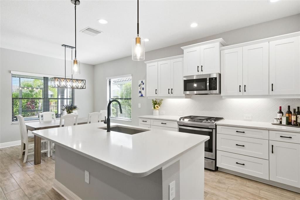 For Sale: $624,000 (3 beds, 2 baths, 2066 Square Feet)