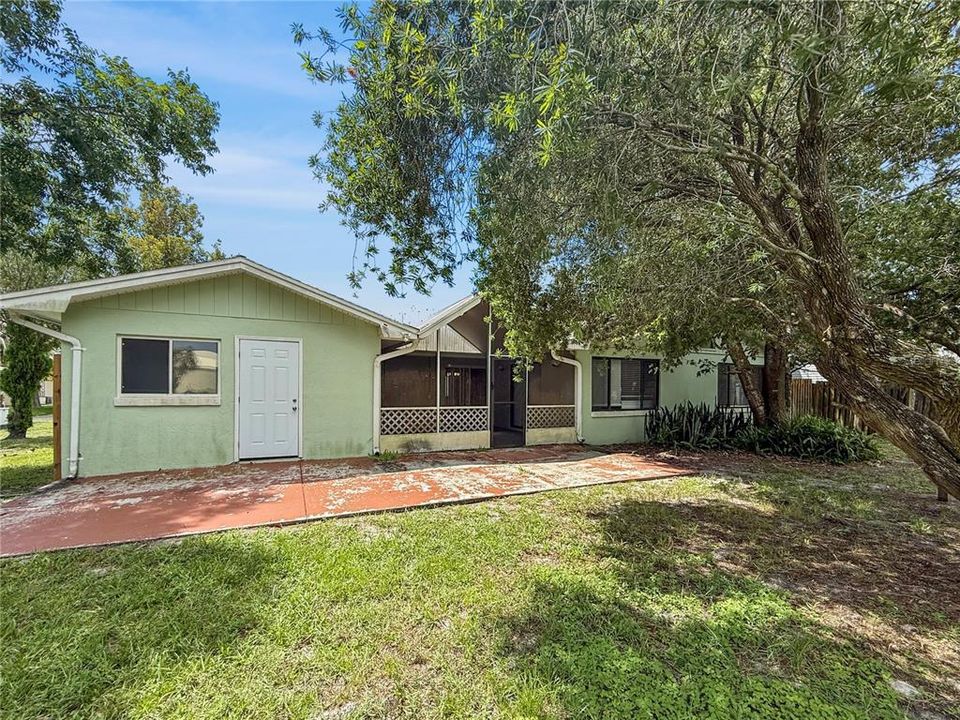 For Rent: $1,825 (3 beds, 2 baths, 1740 Square Feet)