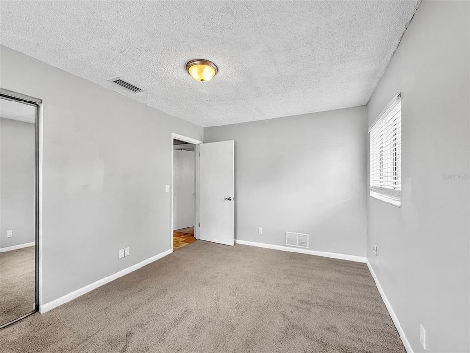 For Rent: $1,825 (3 beds, 2 baths, 1740 Square Feet)