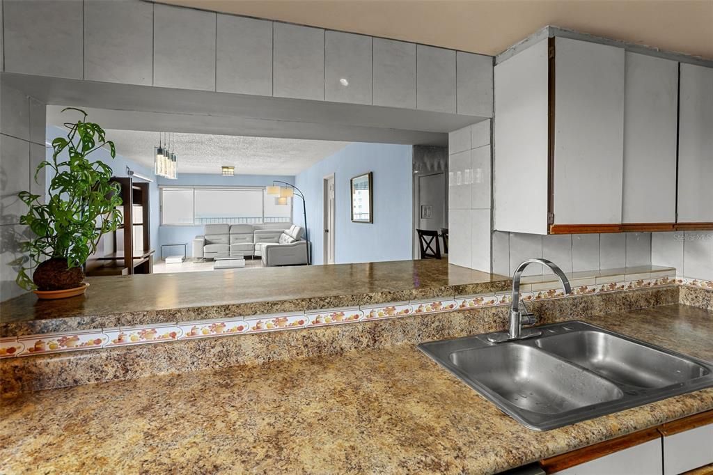 En Venta: $950,000 (3 camas, 2 baños, 1576 Pies cuadrados)