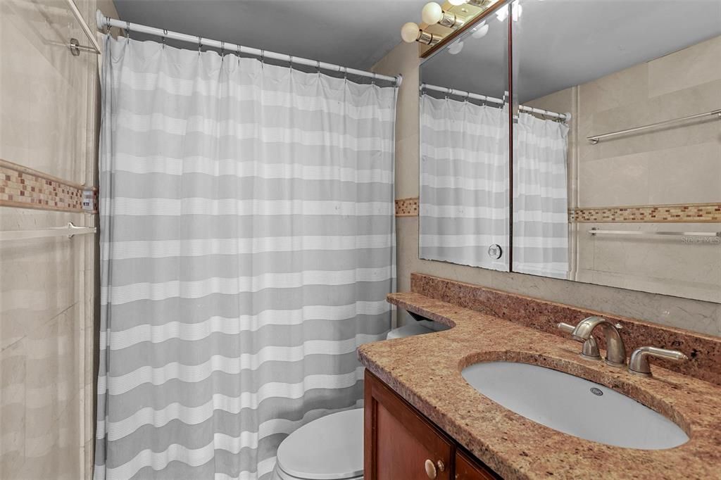 En Venta: $950,000 (3 camas, 2 baños, 1576 Pies cuadrados)