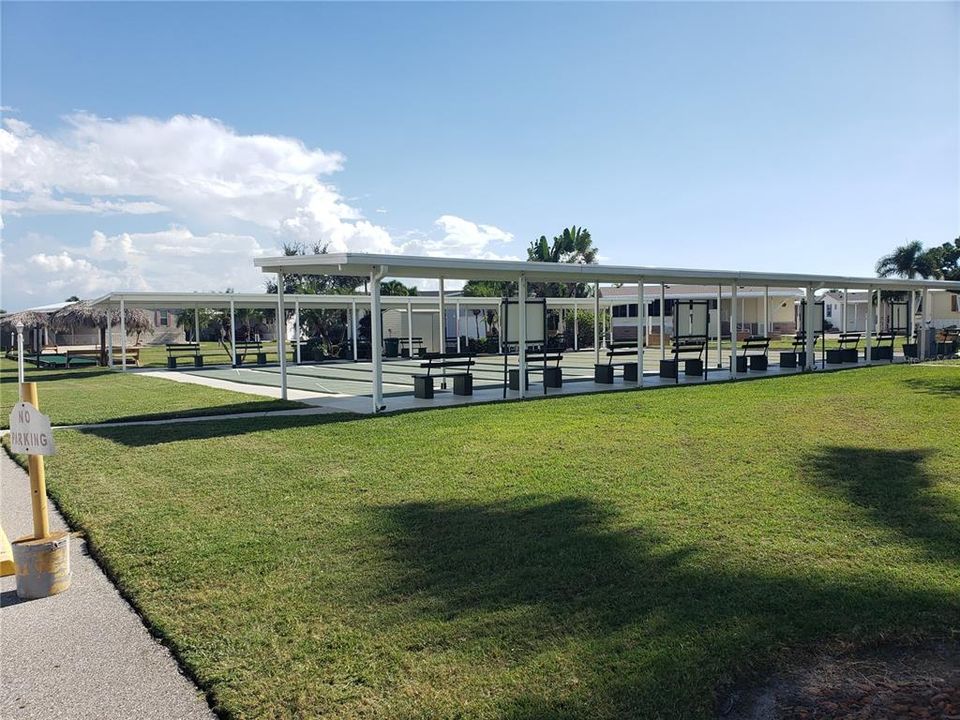 На продажу: $36,000 (0.12 acres)