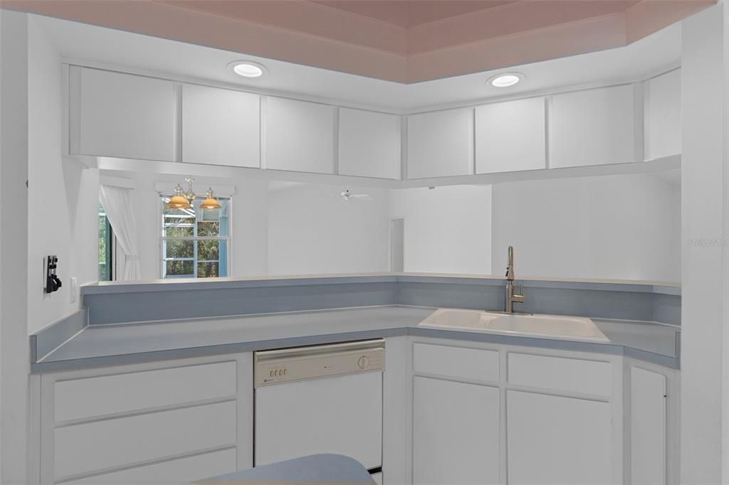 待售: $499,999 (3 贝兹, 2 浴室, 2981 平方英尺)