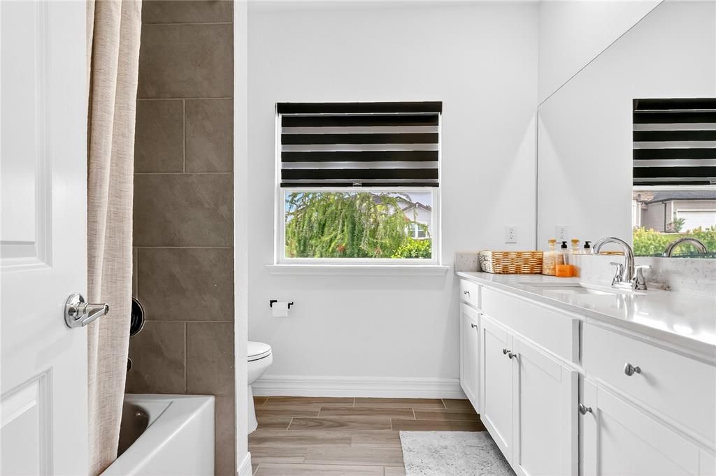 待售: $615,000 (4 贝兹, 3 浴室, 2292 平方英尺)