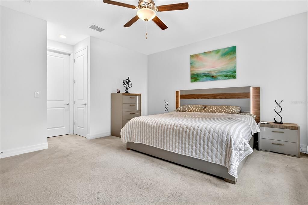 待售: $615,000 (4 贝兹, 3 浴室, 2292 平方英尺)