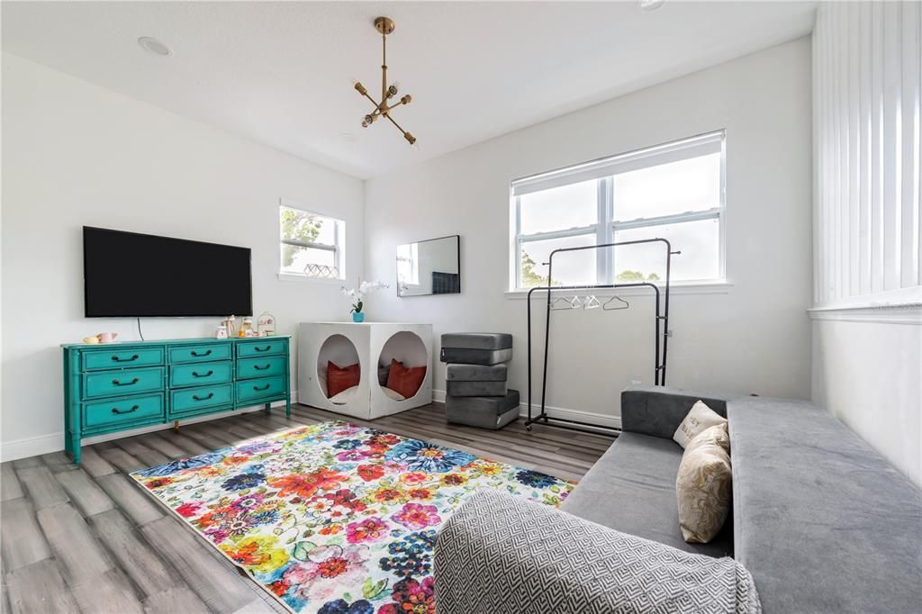 For Rent: $3,495 (4 beds, 3 baths, 1808 Square Feet)