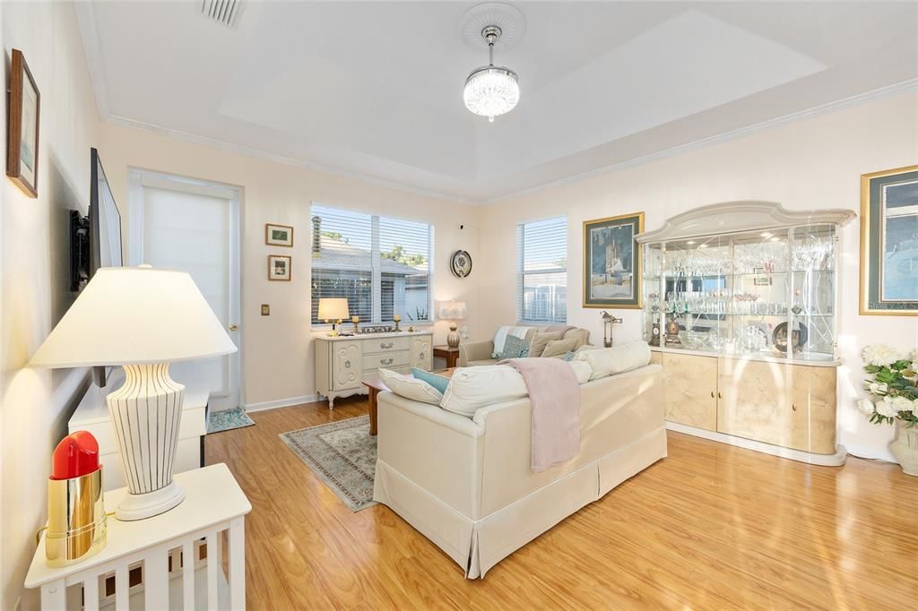 На продажу: $359,900 (3 спален, 3 ванн, 1781 Квадратных фут)