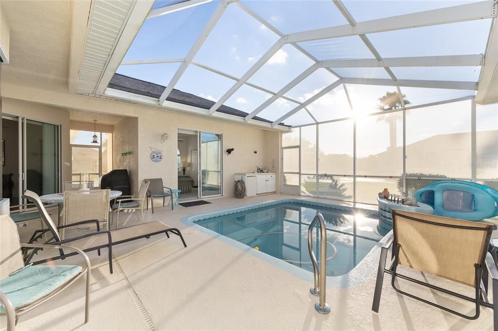 На продажу: $359,900 (3 спален, 3 ванн, 1781 Квадратных фут)