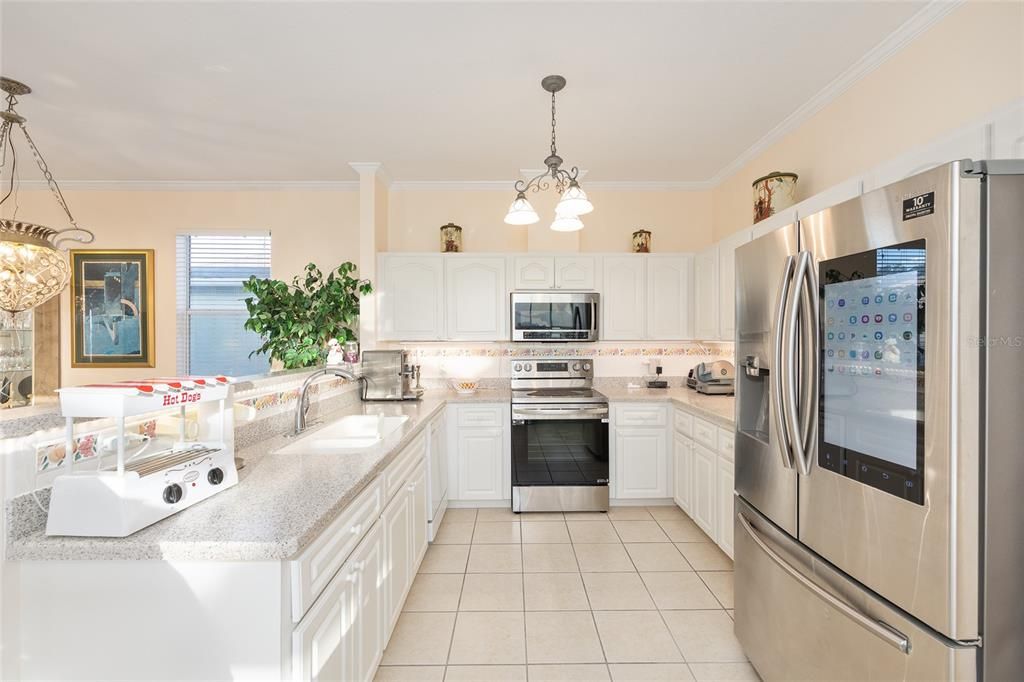 На продажу: $359,900 (3 спален, 3 ванн, 1781 Квадратных фут)