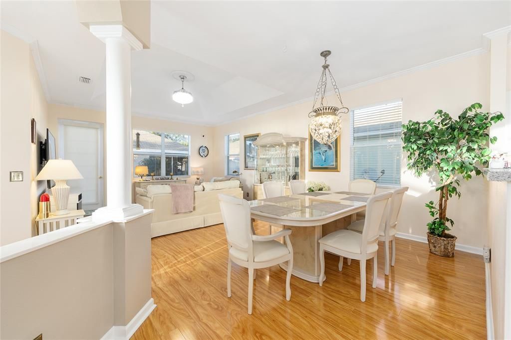 На продажу: $359,900 (3 спален, 3 ванн, 1781 Квадратных фут)