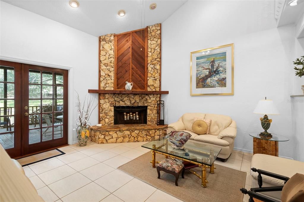 待售: $299,900 (3 贝兹, 2 浴室, 1920 平方英尺)