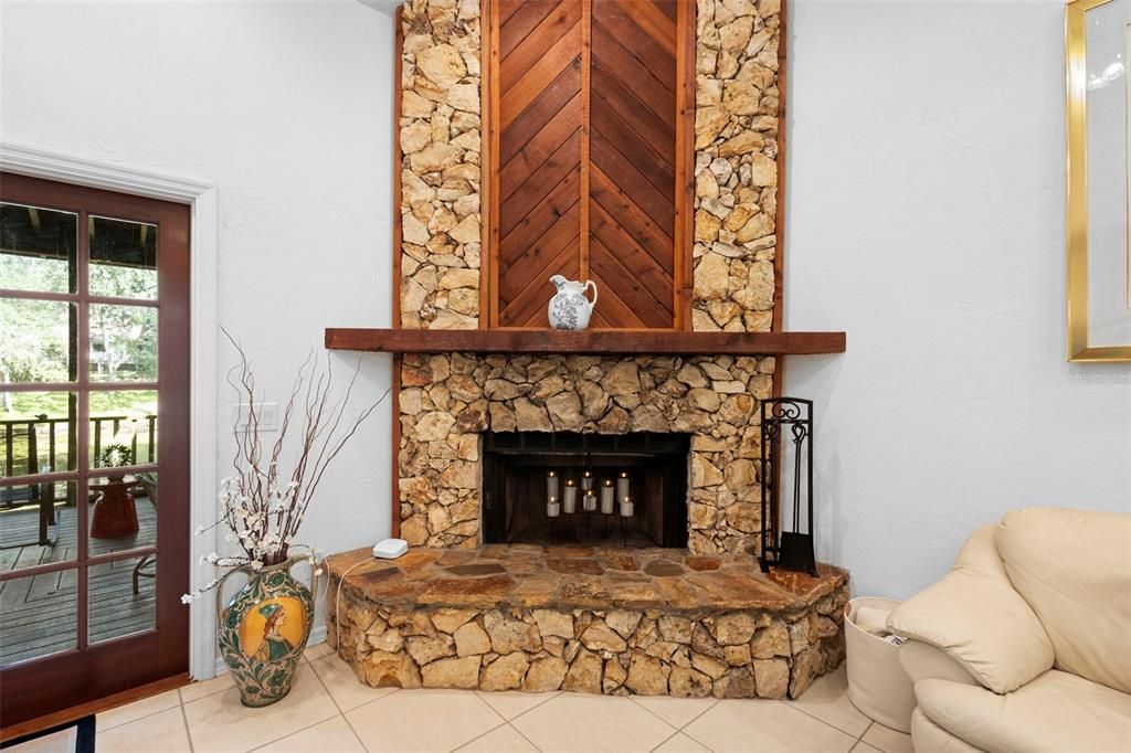 待售: $299,900 (3 贝兹, 2 浴室, 1920 平方英尺)