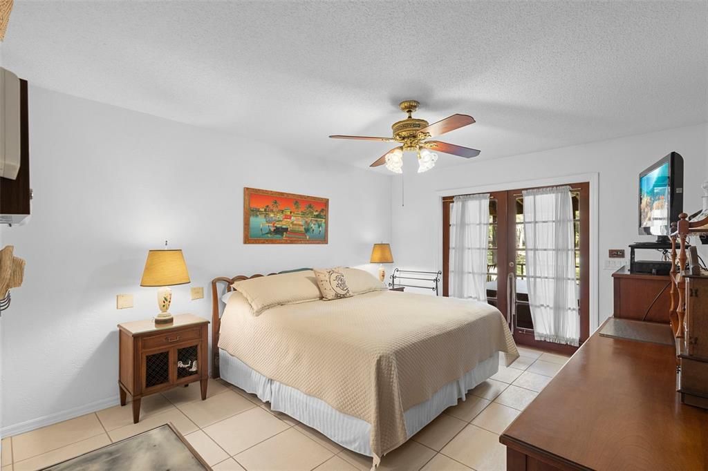 待售: $299,900 (3 贝兹, 2 浴室, 1920 平方英尺)