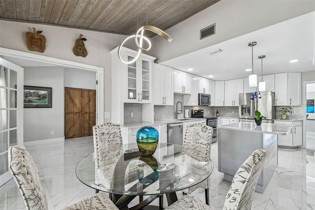 待售: $849,000 (5 贝兹, 2 浴室, 2809 平方英尺)