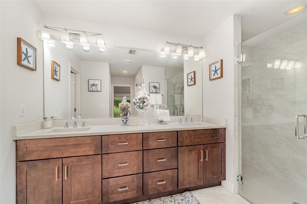 Active With Contract: $550,000 (3 beds, 2 baths, 1816 Square Feet)