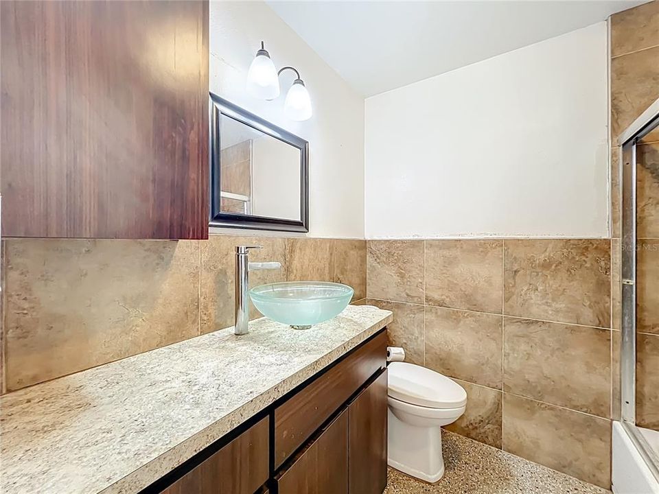 For Sale: $279,500 (3 beds, 1 baths, 1350 Square Feet)