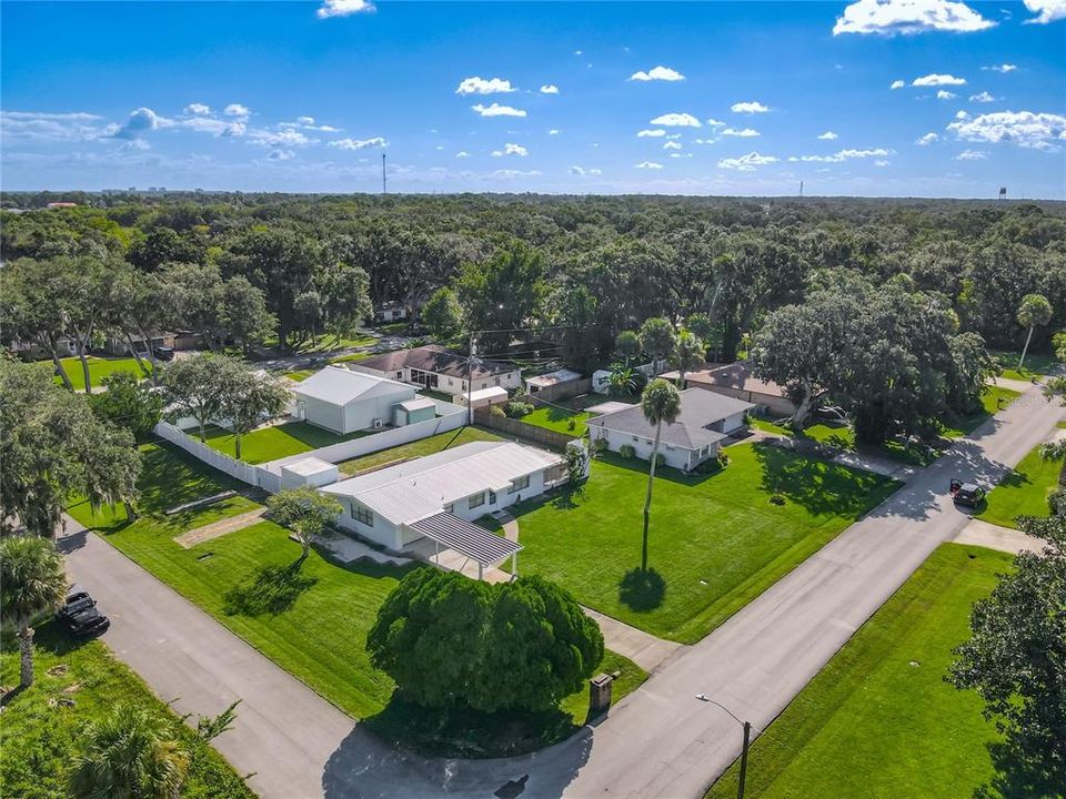 For Sale: $279,500 (3 beds, 1 baths, 1350 Square Feet)