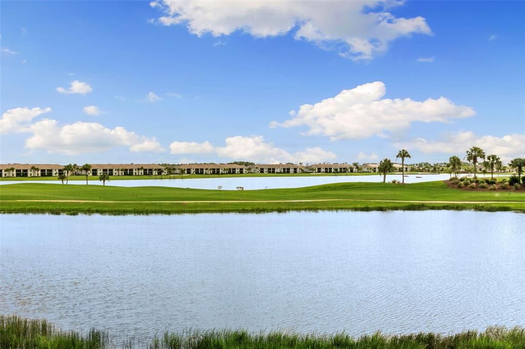 На продажу: $245,000 (2 спален, 2 ванн, 1198 Квадратных фут)