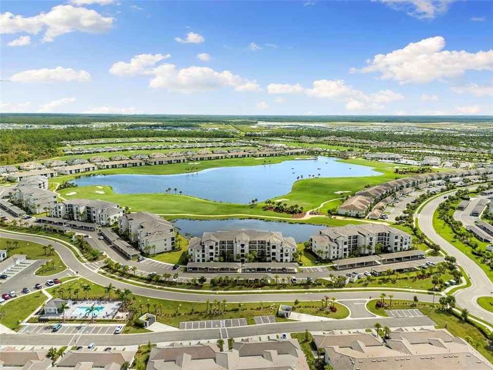 На продажу: $245,000 (2 спален, 2 ванн, 1198 Квадратных фут)