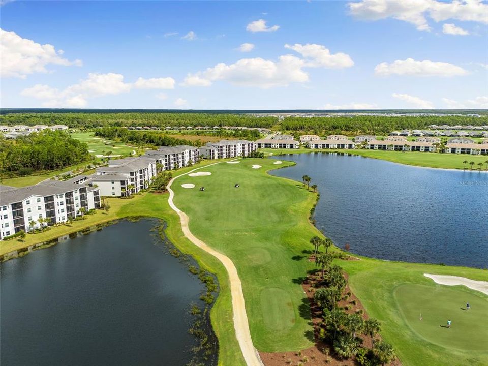 На продажу: $245,000 (2 спален, 2 ванн, 1198 Квадратных фут)