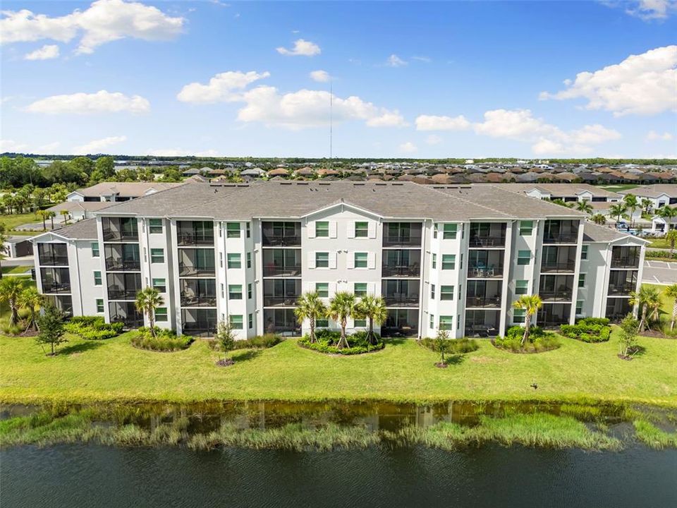 На продажу: $245,000 (2 спален, 2 ванн, 1198 Квадратных фут)