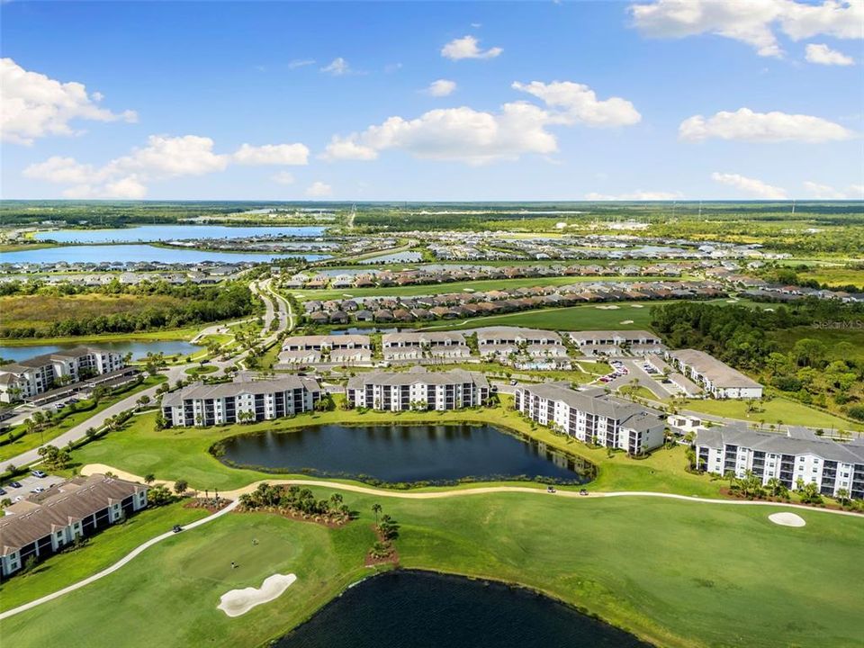 На продажу: $245,000 (2 спален, 2 ванн, 1198 Квадратных фут)