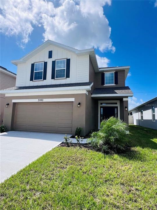 En Venta: $438,900 (4 camas, 2 baños, 2405 Pies cuadrados)