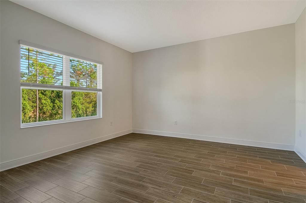 На продажу: $433,990 (3 спален, 2 ванн, 1848 Квадратных фут)