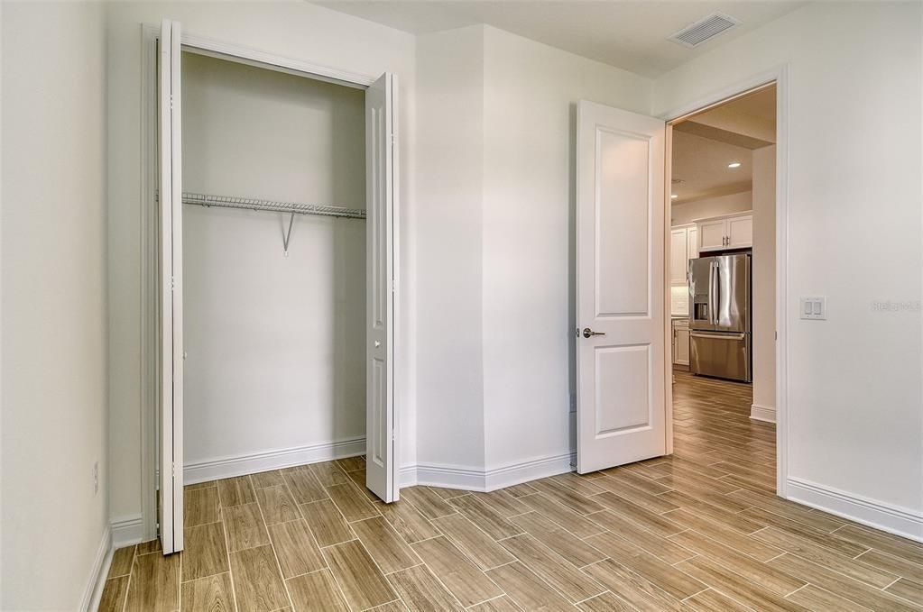 На продажу: $433,990 (3 спален, 2 ванн, 1848 Квадратных фут)