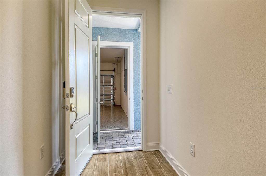 На продажу: $433,990 (3 спален, 2 ванн, 1848 Квадратных фут)