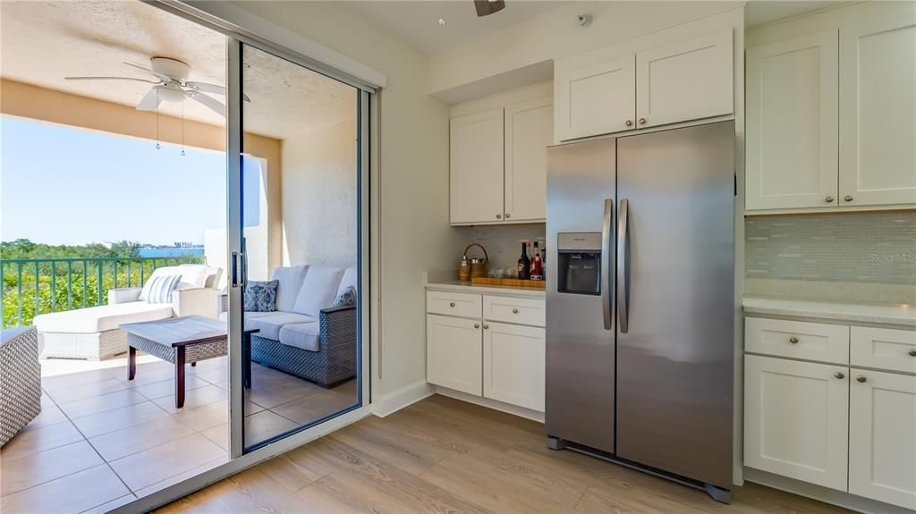 For Sale: $849,900 (2 beds, 2 baths, 1510 Square Feet)