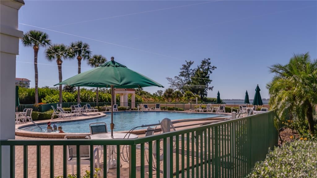 For Sale: $849,900 (2 beds, 2 baths, 1510 Square Feet)