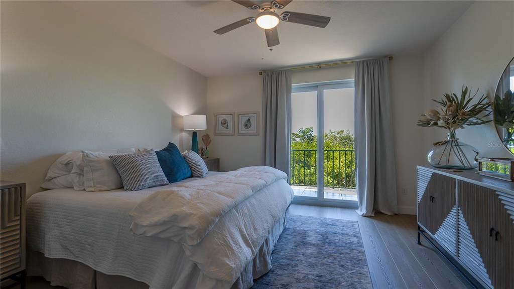 For Sale: $849,900 (2 beds, 2 baths, 1510 Square Feet)