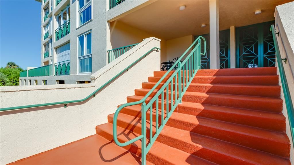 For Sale: $849,900 (2 beds, 2 baths, 1510 Square Feet)