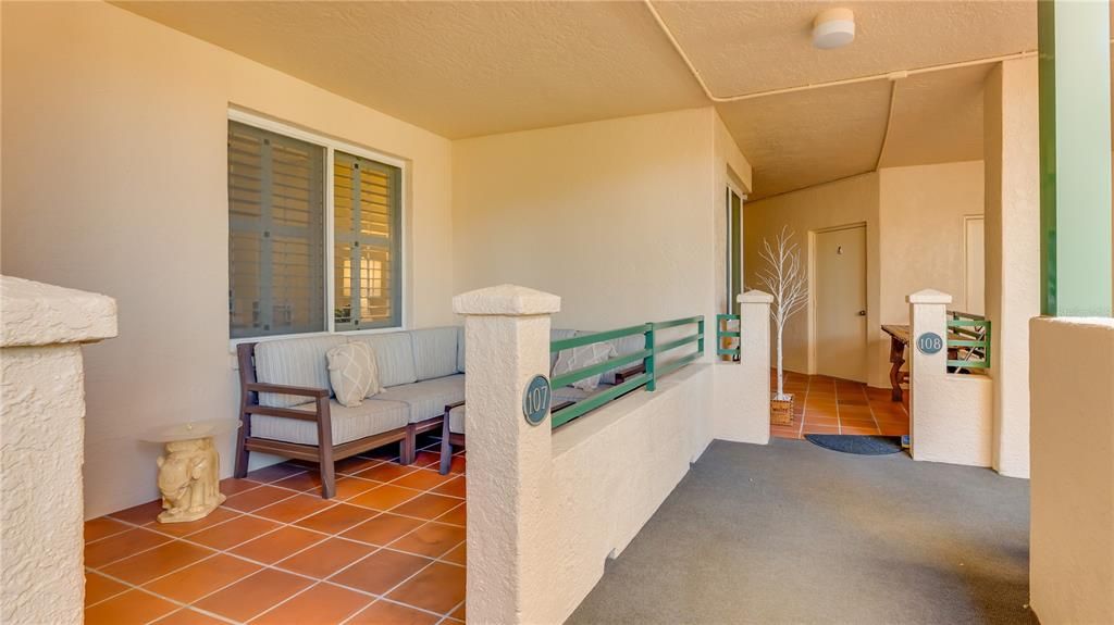 For Sale: $849,900 (2 beds, 2 baths, 1510 Square Feet)