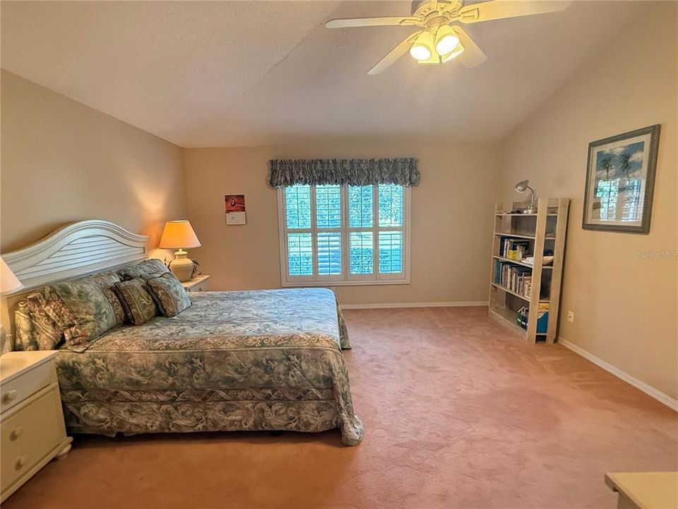 For Rent: $2,500 (2 beds, 2 baths, 1935 Square Feet)